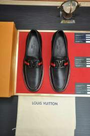 Picture of Louis Vuitton Shoes _SKULVsz38-45mnf050314280